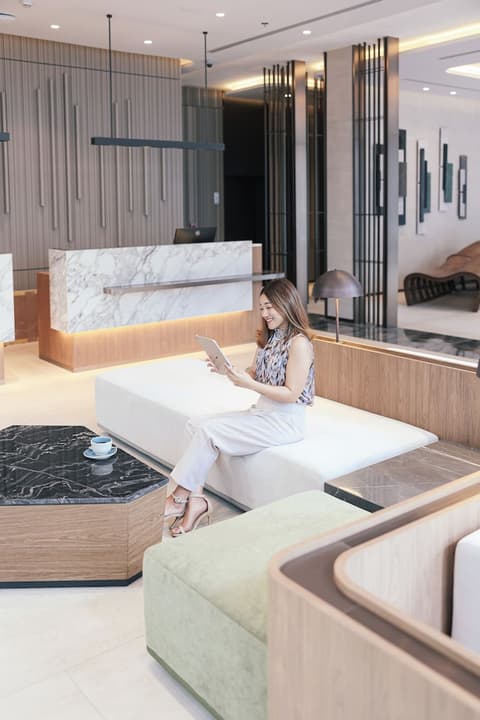 Courtyard by Marriott Bangkok Sukhumvit 20, Lobby sitting area