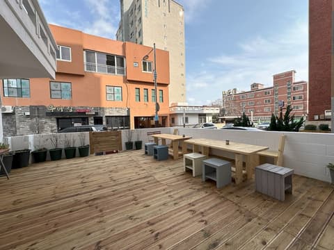 Slow Citi Guesthouse - Hostel, Terrace/patio