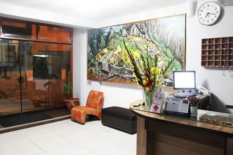 Hanaqpacha Inn, Reception