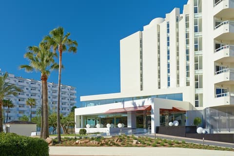 Hipotels Coma Gran Aparthotel, Front of property