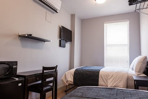 The Park Ave North, Room