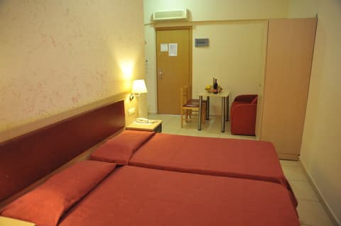Anseli Hotel, Room