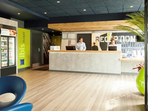 ibis budget Edinburgh Park, Reception