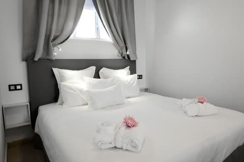 Atlantic Sun Beach - Gay Men Only, Room