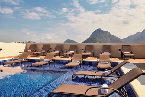 Courtyard by Marriott Rio De Janeiro Barra da Tijuca, Pool