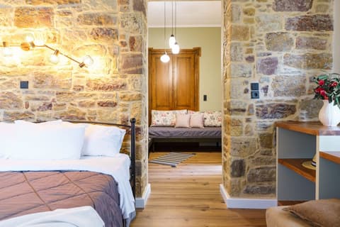 Voulamandis House, Room