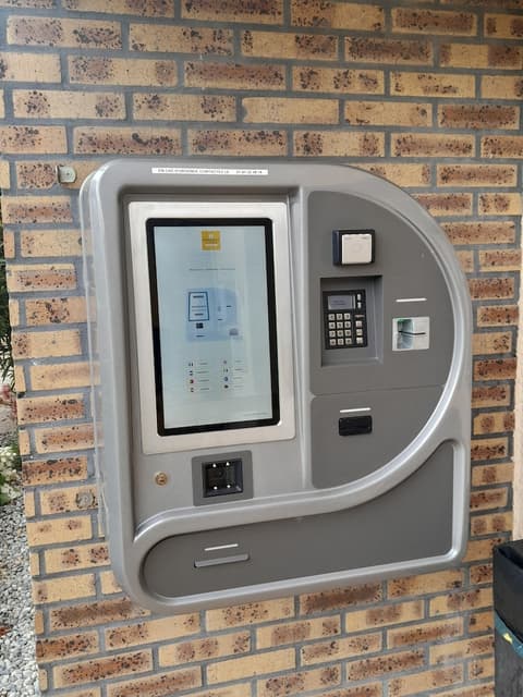 Premiere Classe Annecy Cran-Gevrier, Check-in/check-out kiosk