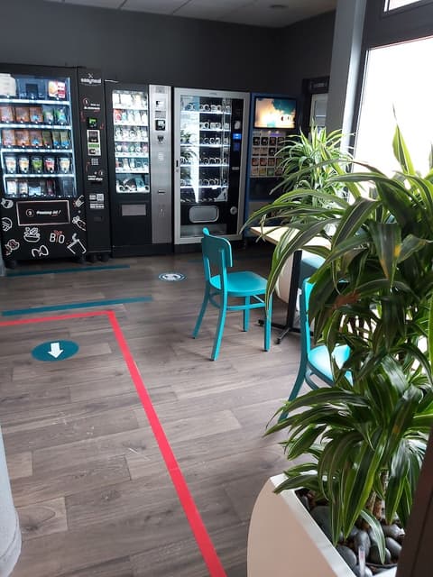 hotelF1 Paris Porte de Montreuil, Vending machine