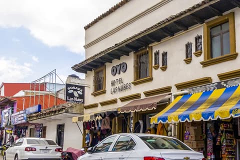 Capital O OYO Hotel Las Nubes Mercado de Dulces y Artesanías Ámbar, San Cristobal De Las Casas, Property entrance