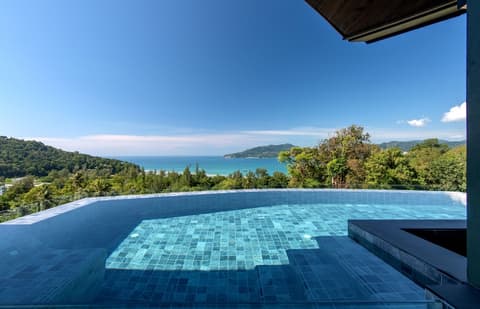 Crest Resort & Pool Villas, Room