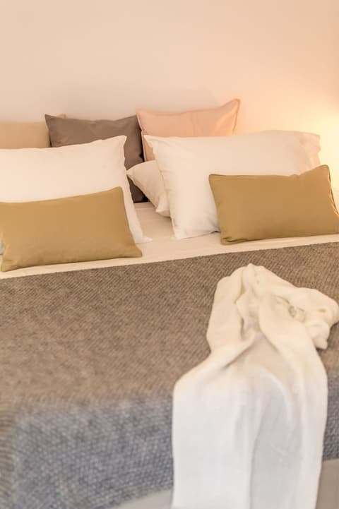 Cleo's Dream Villa, Room