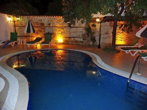 Ozkavak Hotel Kaleici, Pool