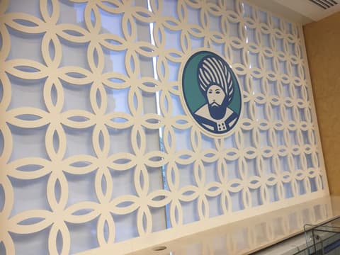 The Avenue Hotel, Interior