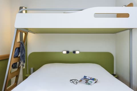 ibis budget Courbevoie Paris la Defense 1, Room