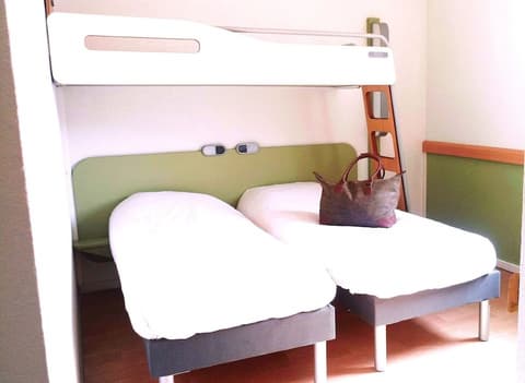 Ibis Budget Lille Gares Vieux-Lille, Room
