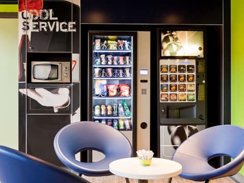 ibis budget Pontault Combault RN4 Marne la Vallée, Breakfast area