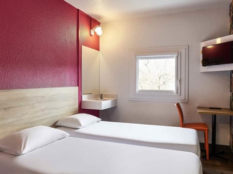 hotelF1 Toulouse Aéroport, Room