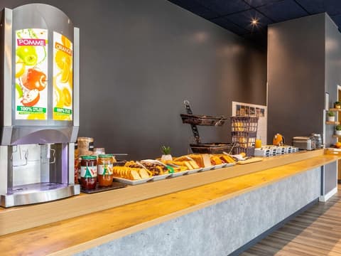ibis budget Paris Porte de Montreuil, Breakfast area