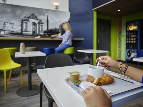 ibis budget Lille Villeneuve d'Ascq, Breakfast area