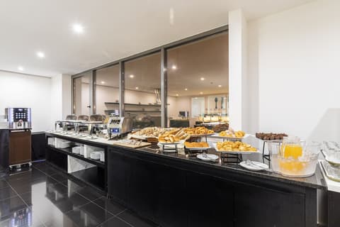 Algarve Race Resort Hotel, Breakfast buffet