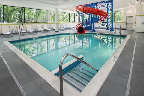 Fairfield Inn & Suites by Marriott Edmonton North, Pool