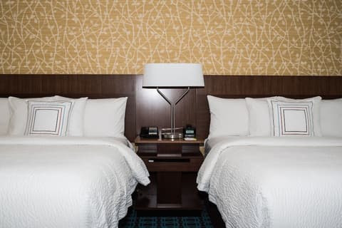Fairfield Inn & Suites by Marriott Edmonton North, Room
