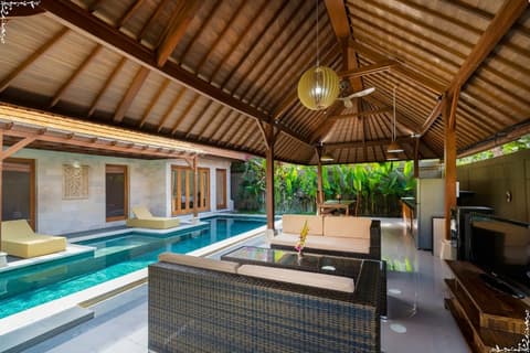 Three Brothers Bungalows & Villas, Private kitchen