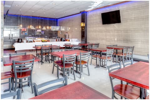 LIC Hotel, Lobby sitting area