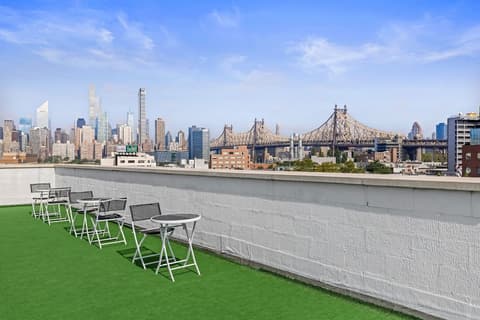 LIC Hotel, Terrace/patio