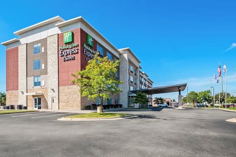 Holiday Inn Express & Suites Detroit Northwest - Livonia by IHG, Exterior