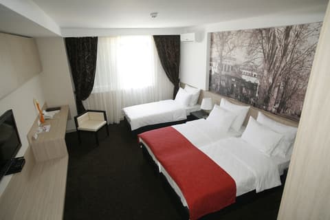 City Hotel Mostar, Room