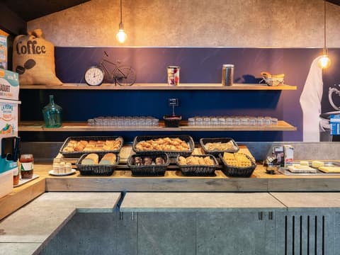 ibis budget Issy Les Moulineaux Paris Ouest, Breakfast area