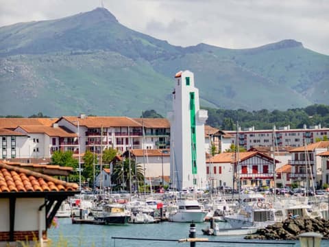 ibis budget Ciboure Saint Jean de Luz, Miscellaneous