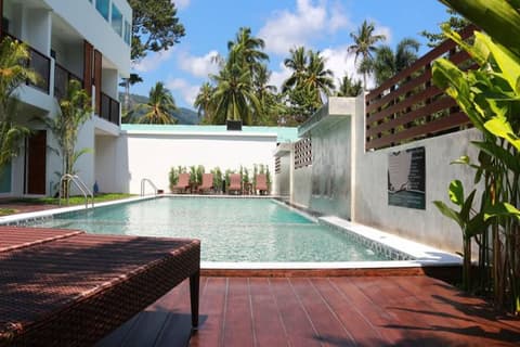 Crystal Lamai Hotel, Pool