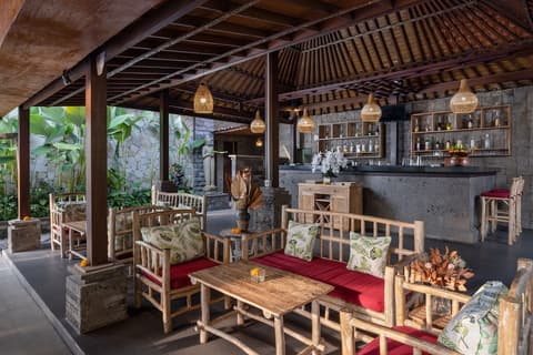 Kawi Resort A Spiritual Sanctuary to Escape, Bar (on property)