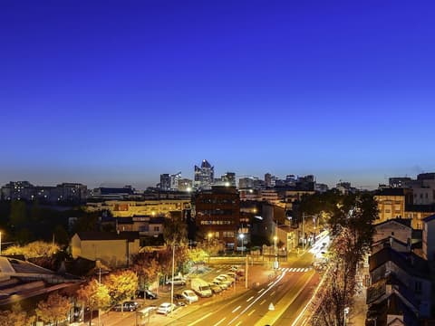 ibis budget Nanterre La Défense, Miscellaneous