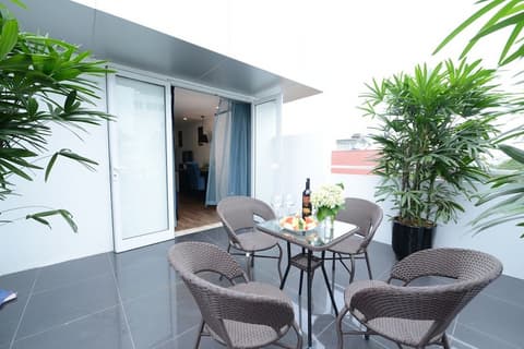 Hanoi Emerald Waters Hotel & Spa, Terrace/patio