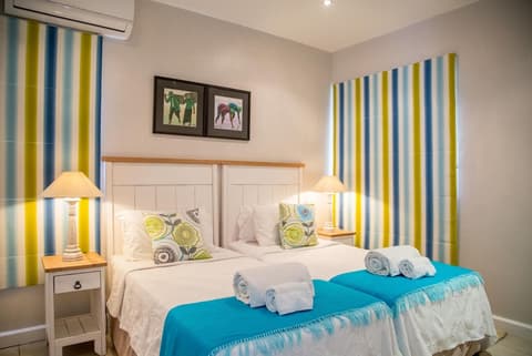 White Oaks Villas, Room