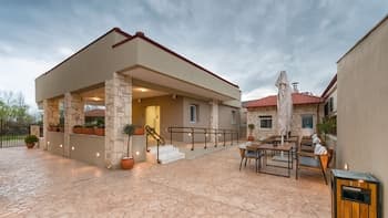 Lagaria Luxury Rooms & Apartments, Bar (on property)