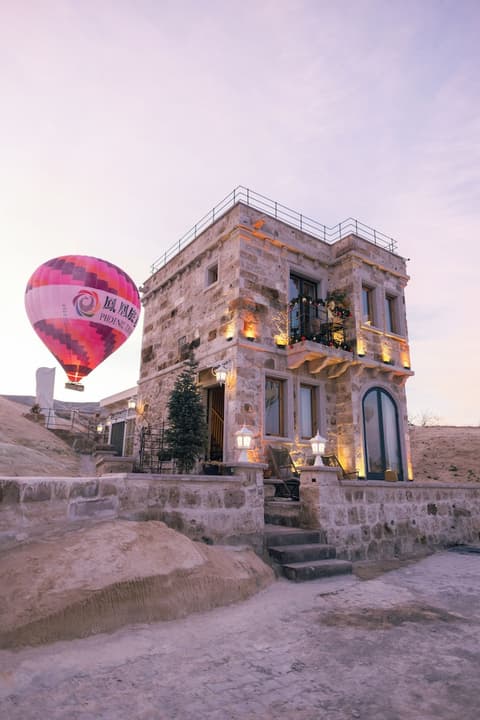 Azure Cave Suites, Room