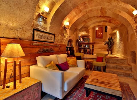 Elaa Cave Hotel, 