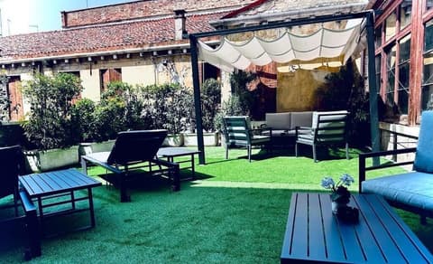 Domus Ciliota, Terrace/patio