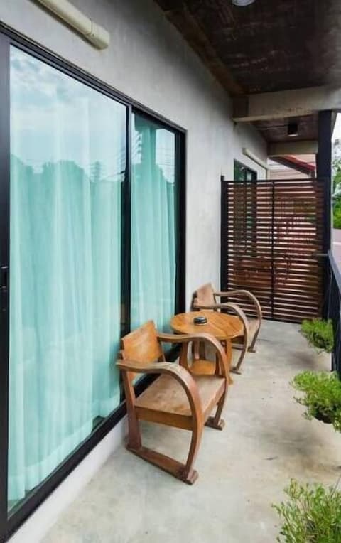 Now Chiangmai, Terrace/patio