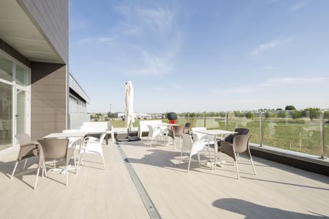 Hotel Route 42, Bar (on property)