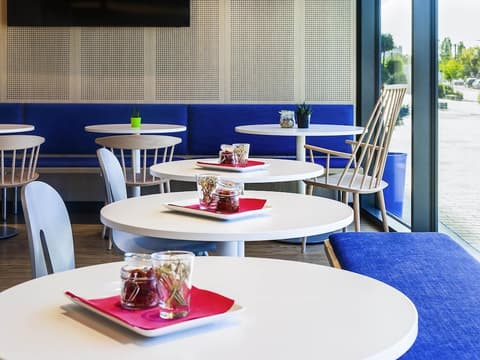 Ibis Styles Mulhouse Centre Gare, Bar (on property)