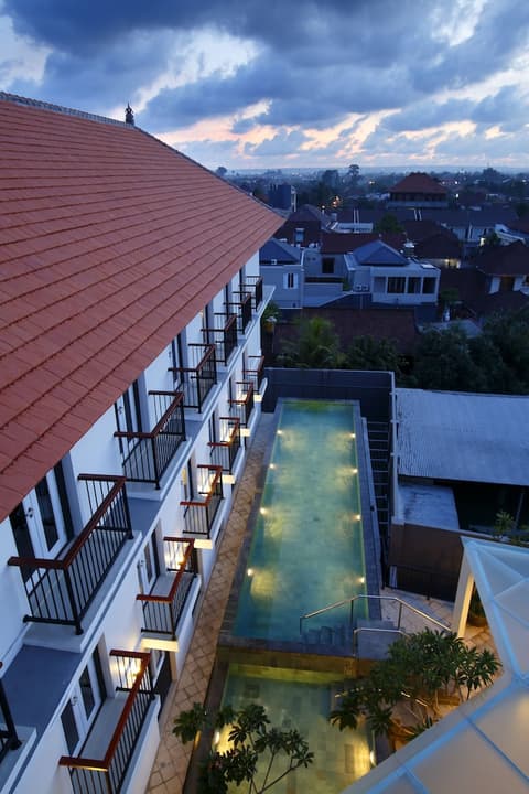 Amaris Hotel Teuku Umar, Exterior