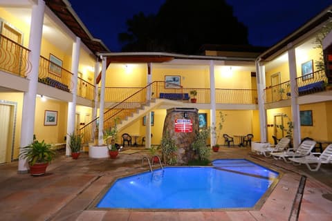 Marlim Porto Hotel, Pool