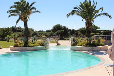 Masseria Valente, Pool
