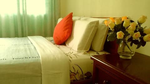 KPW at Royal Lily Apartment, Room