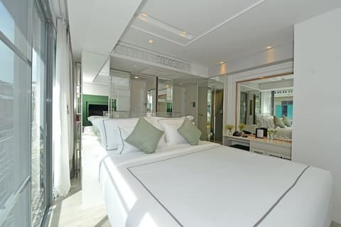 Riva Arun Bangkok, Room